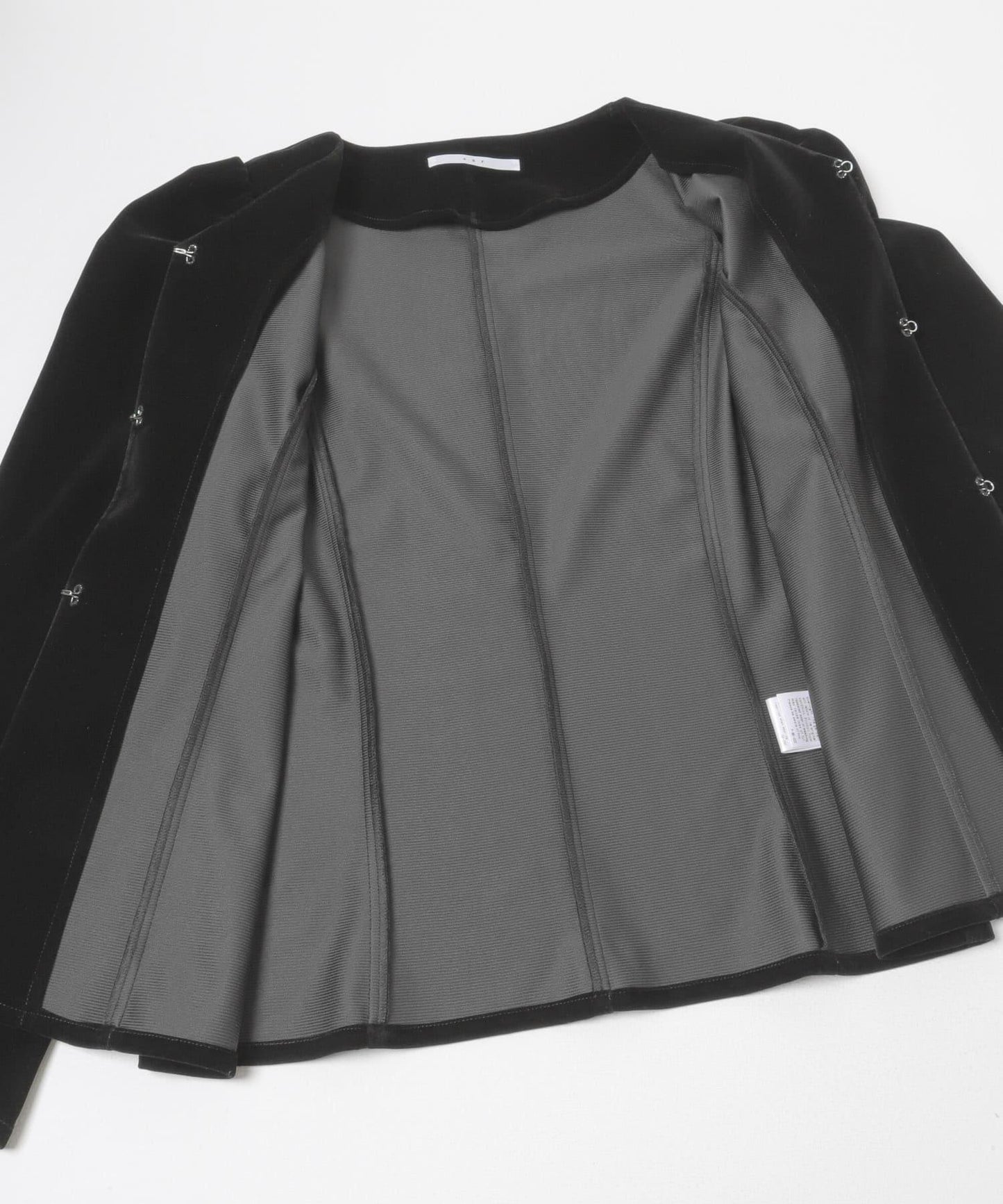 泡泡袖天鵝絨襯衫