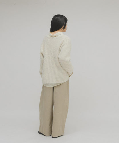 鏤空羅紋針織衫