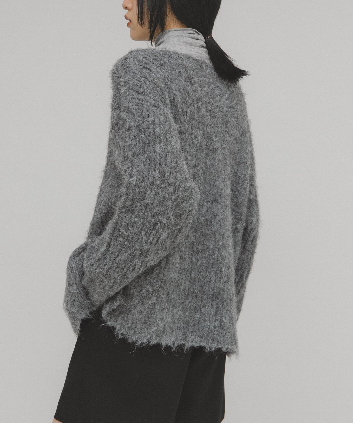 鏤空羅紋針織衫