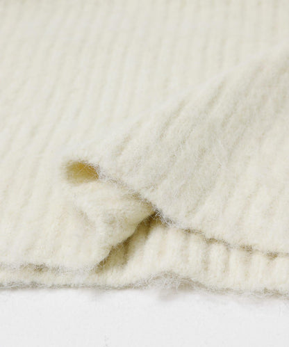 鏤空羅紋針織衫