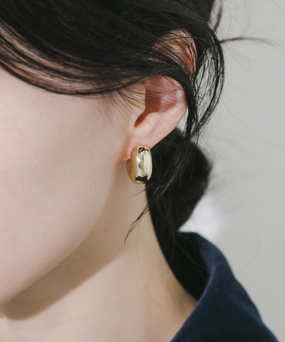 金屬質感立體耳環