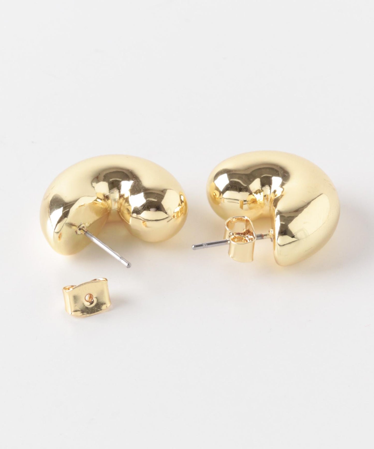 金屬質感立體耳環