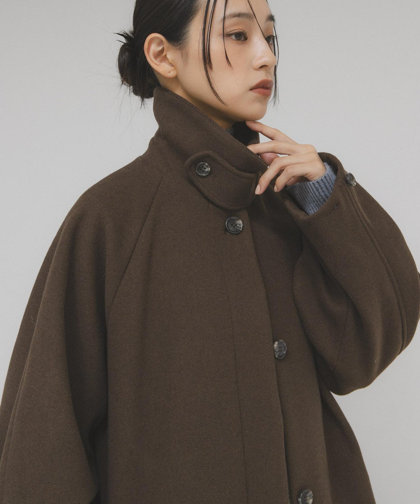 翻領繭型長款大衣