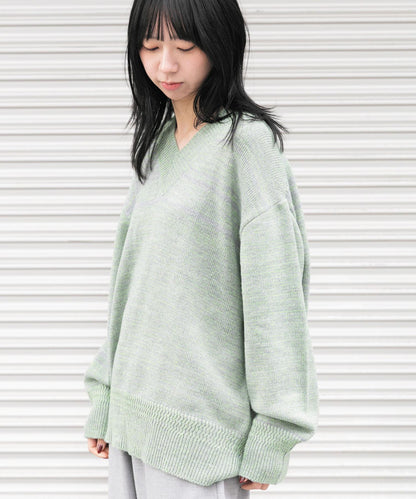 V領寬鬆條紋針織衫