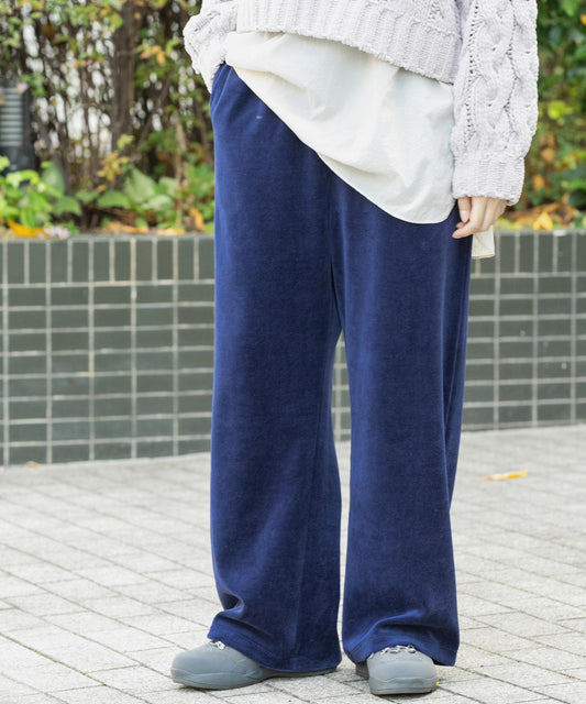 天鵝絨直筒褲