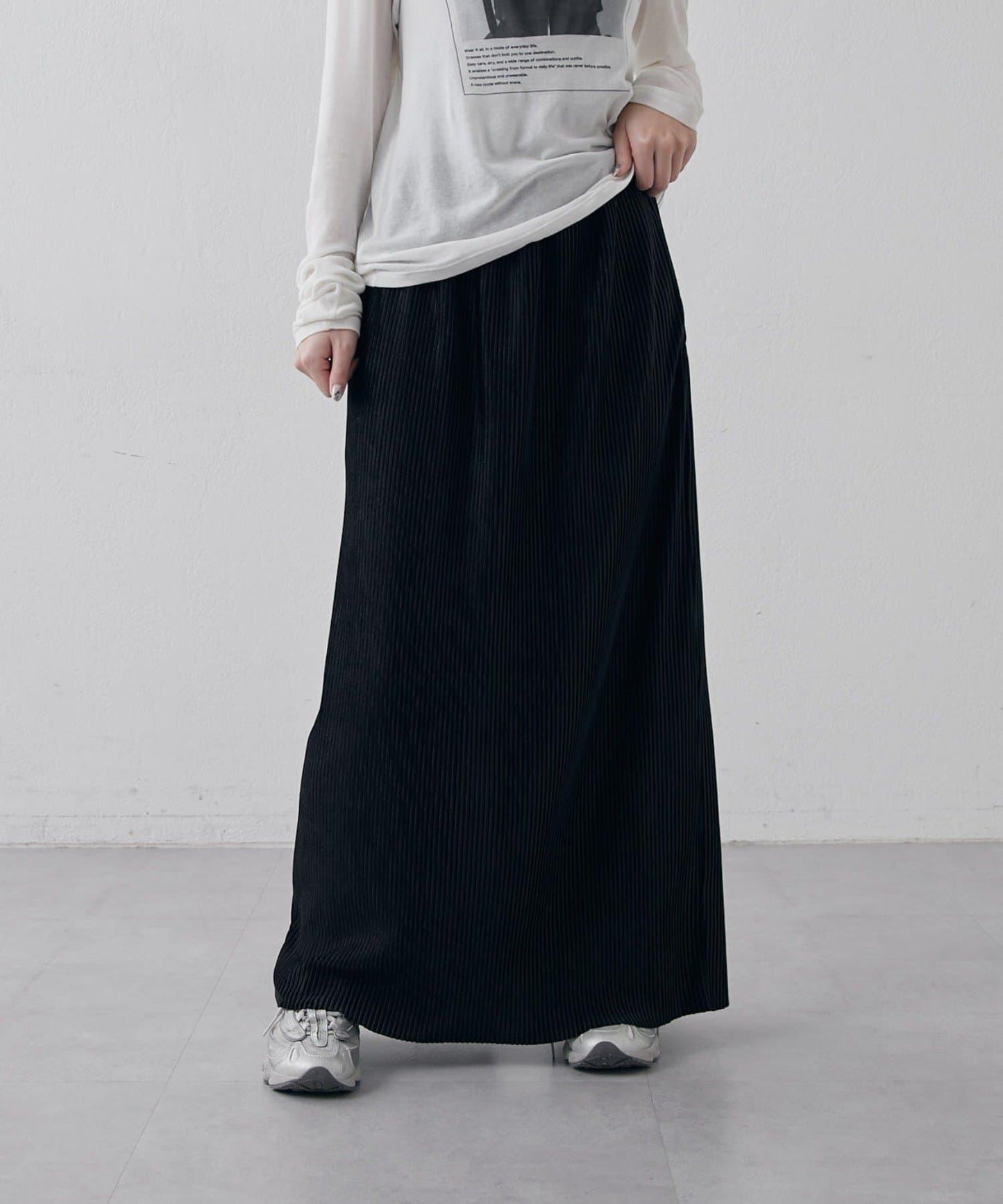 天鵝絨百褶修身半身裙