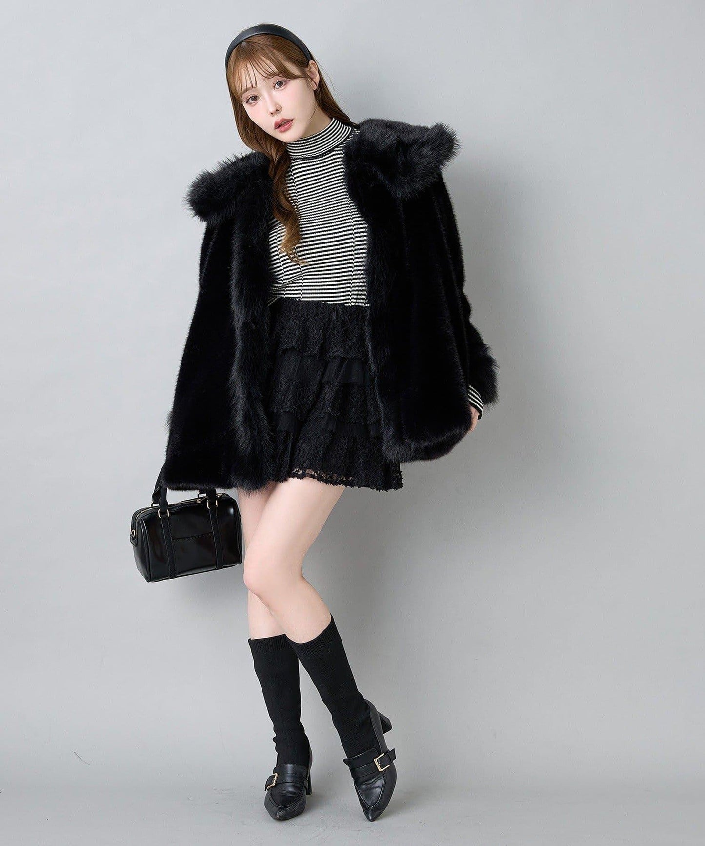 鏤空高領針織衫