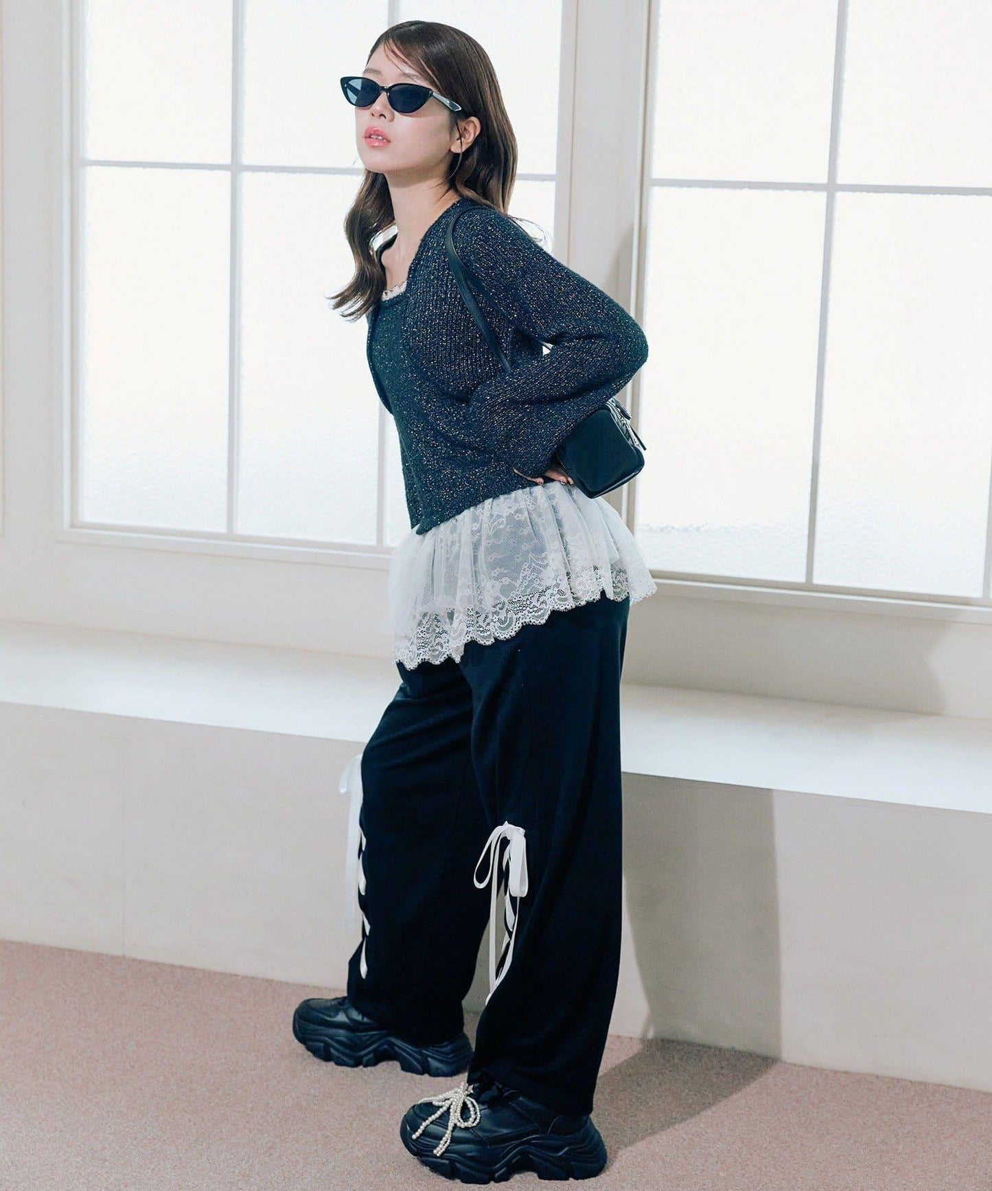 短外套荷葉邊吊帶套裝