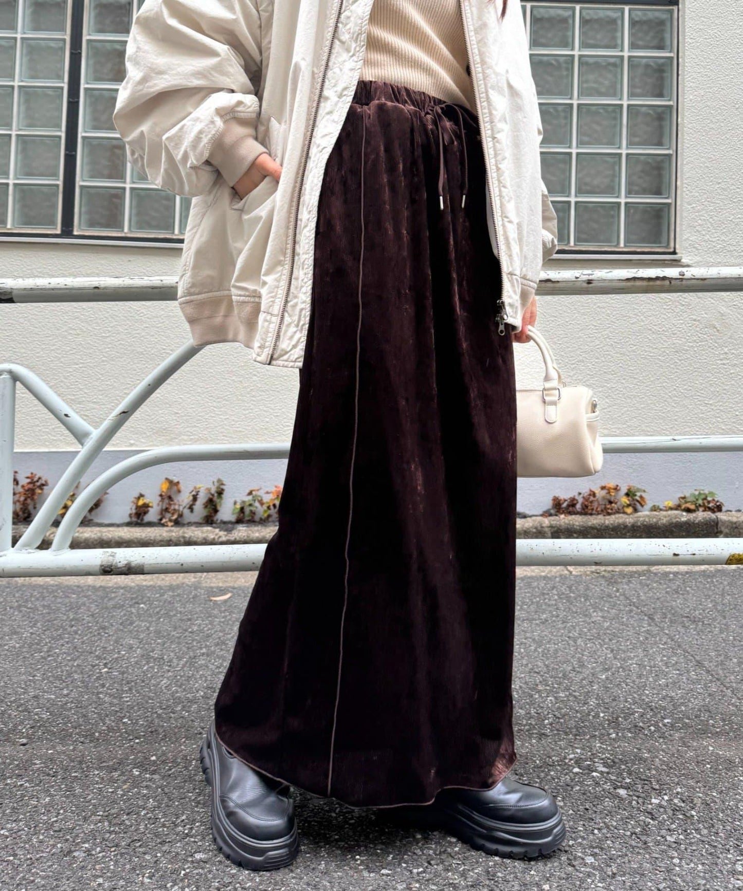 撞色天鵝絨荷葉邊拼接半身裙