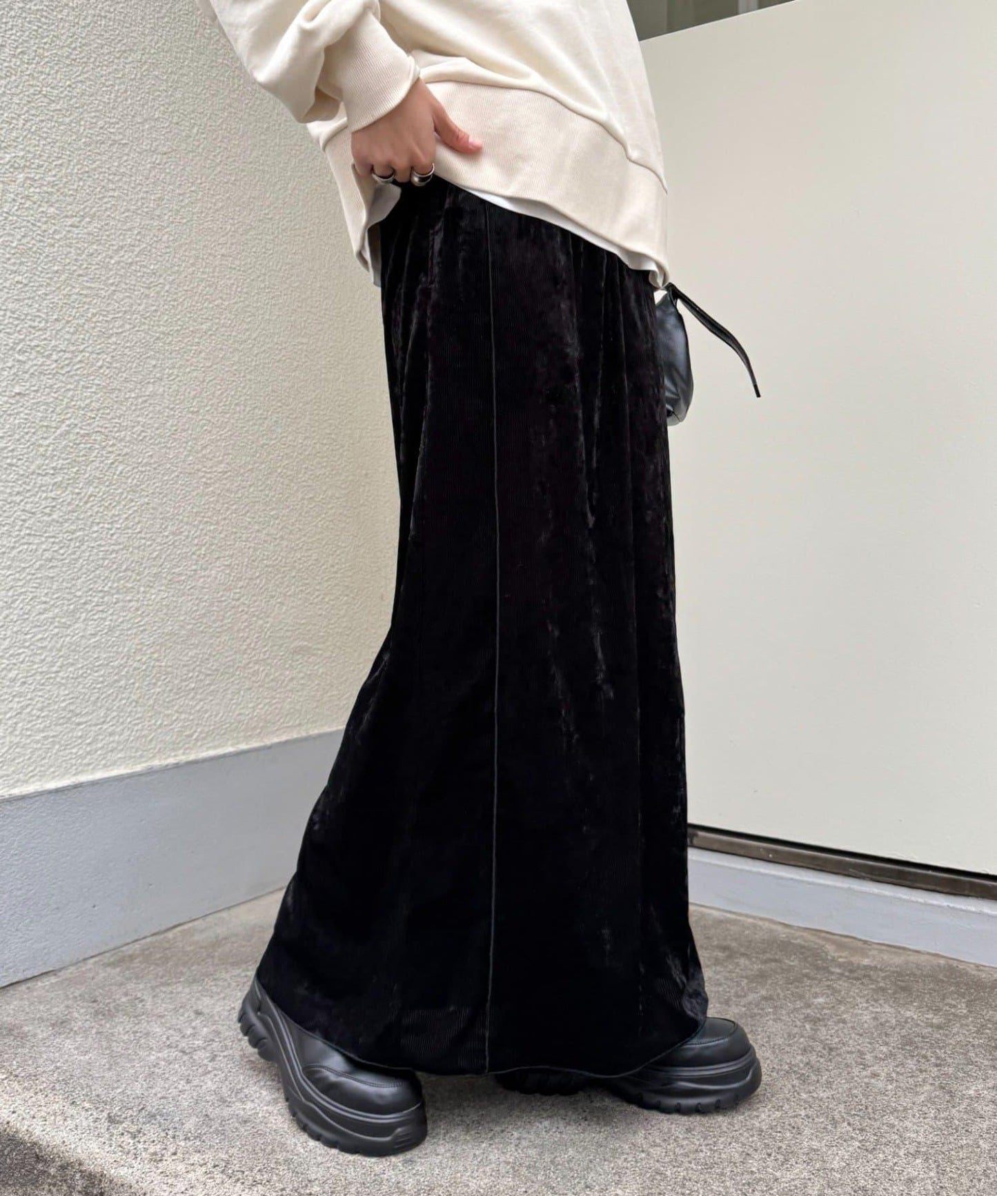 撞色天鵝絨荷葉邊拼接半身裙