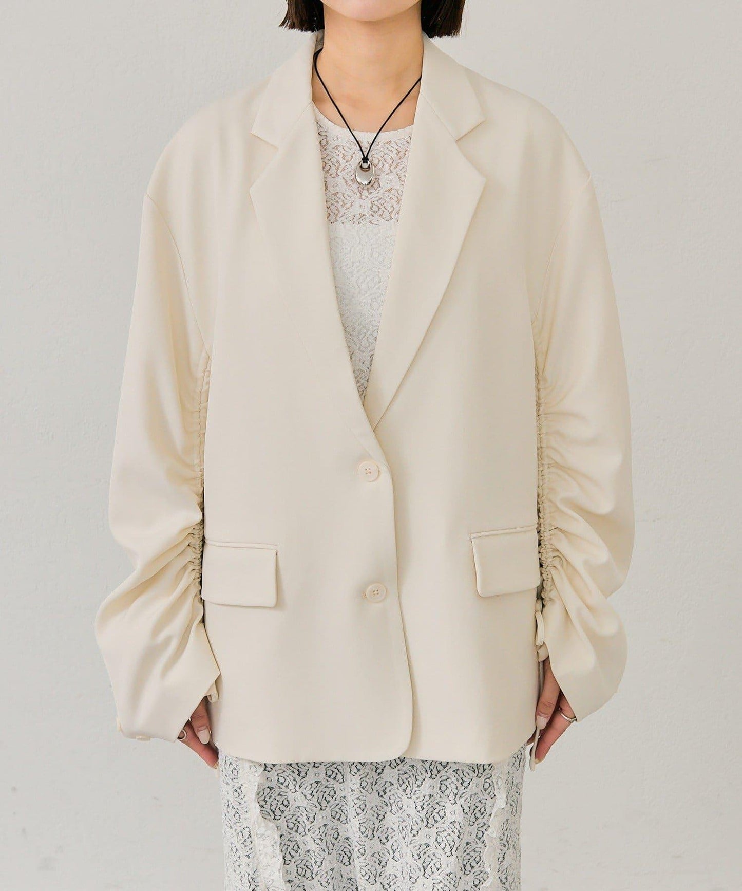 抽繩袖西裝外套