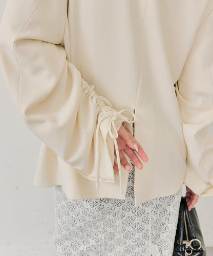 抽繩袖西裝外套