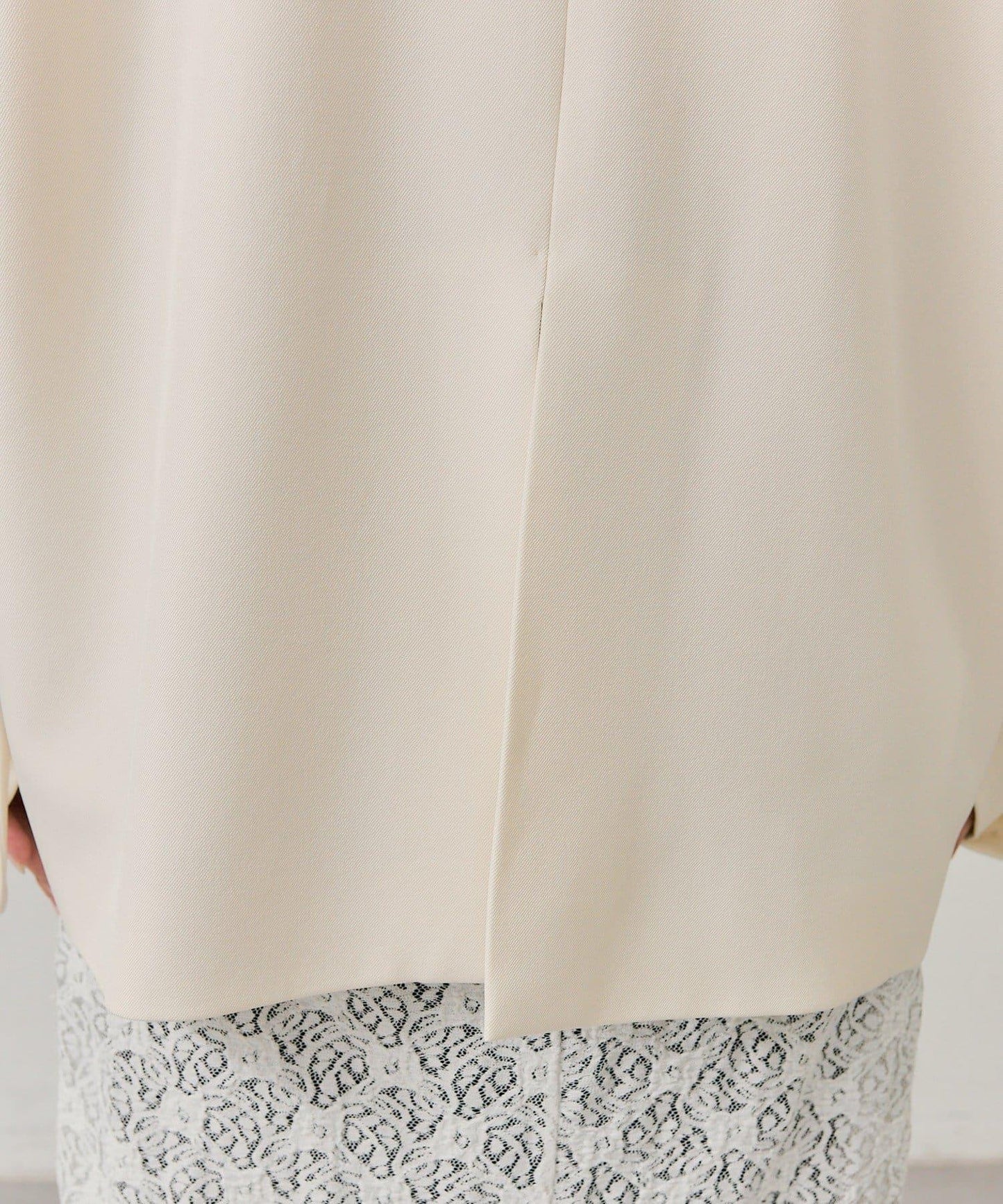 抽繩袖西裝外套