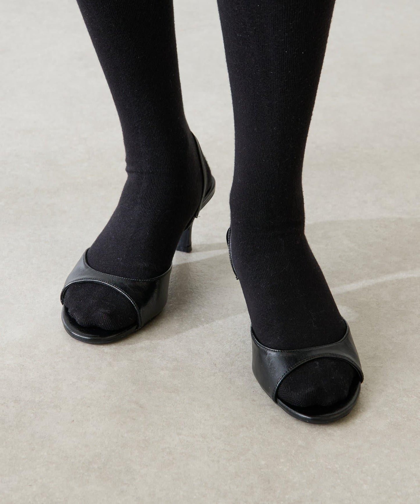 【PAPILLONNER/パピヨネ】金屬質感圓頭涼鞋