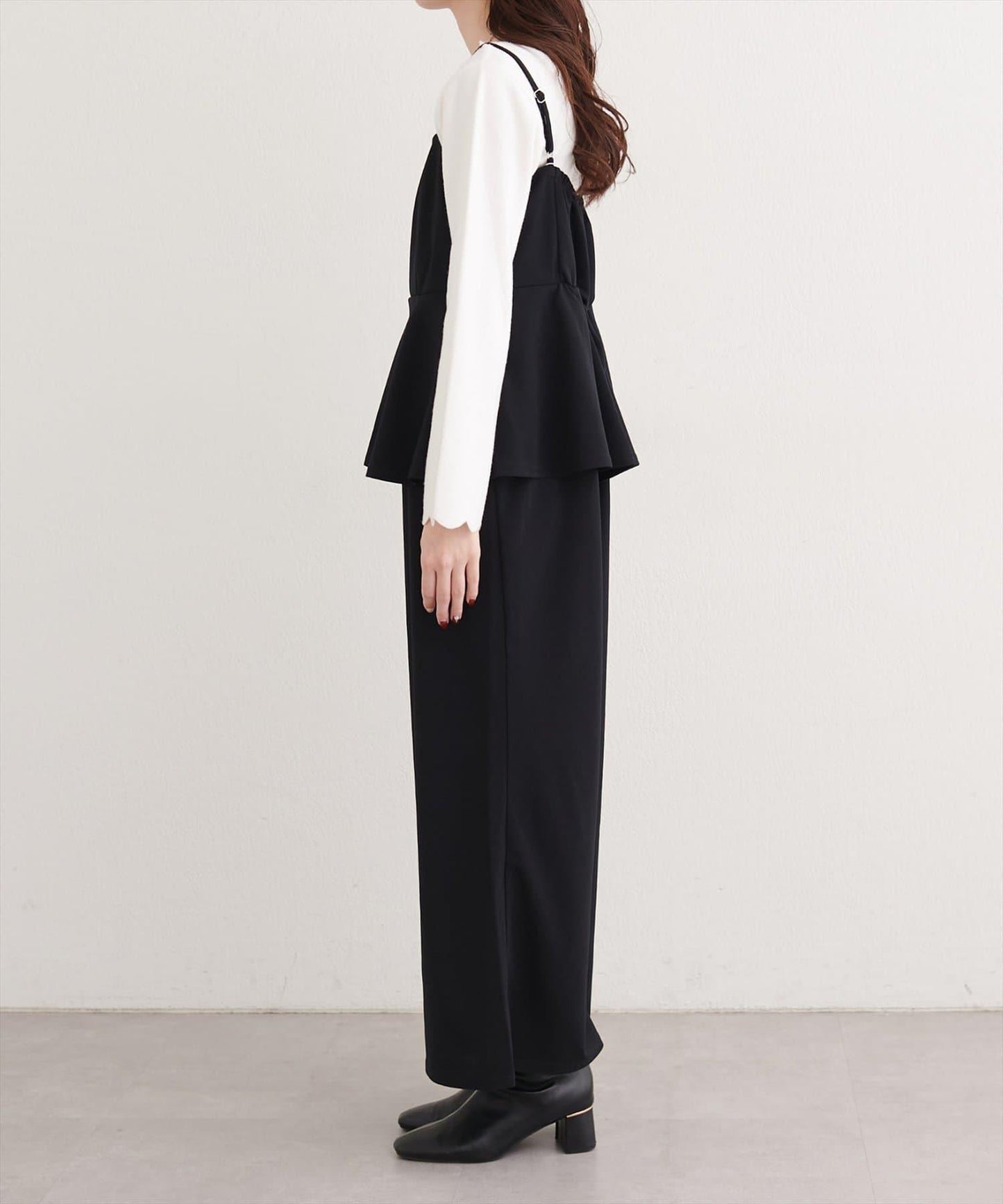 彈力荷葉邊連體褲