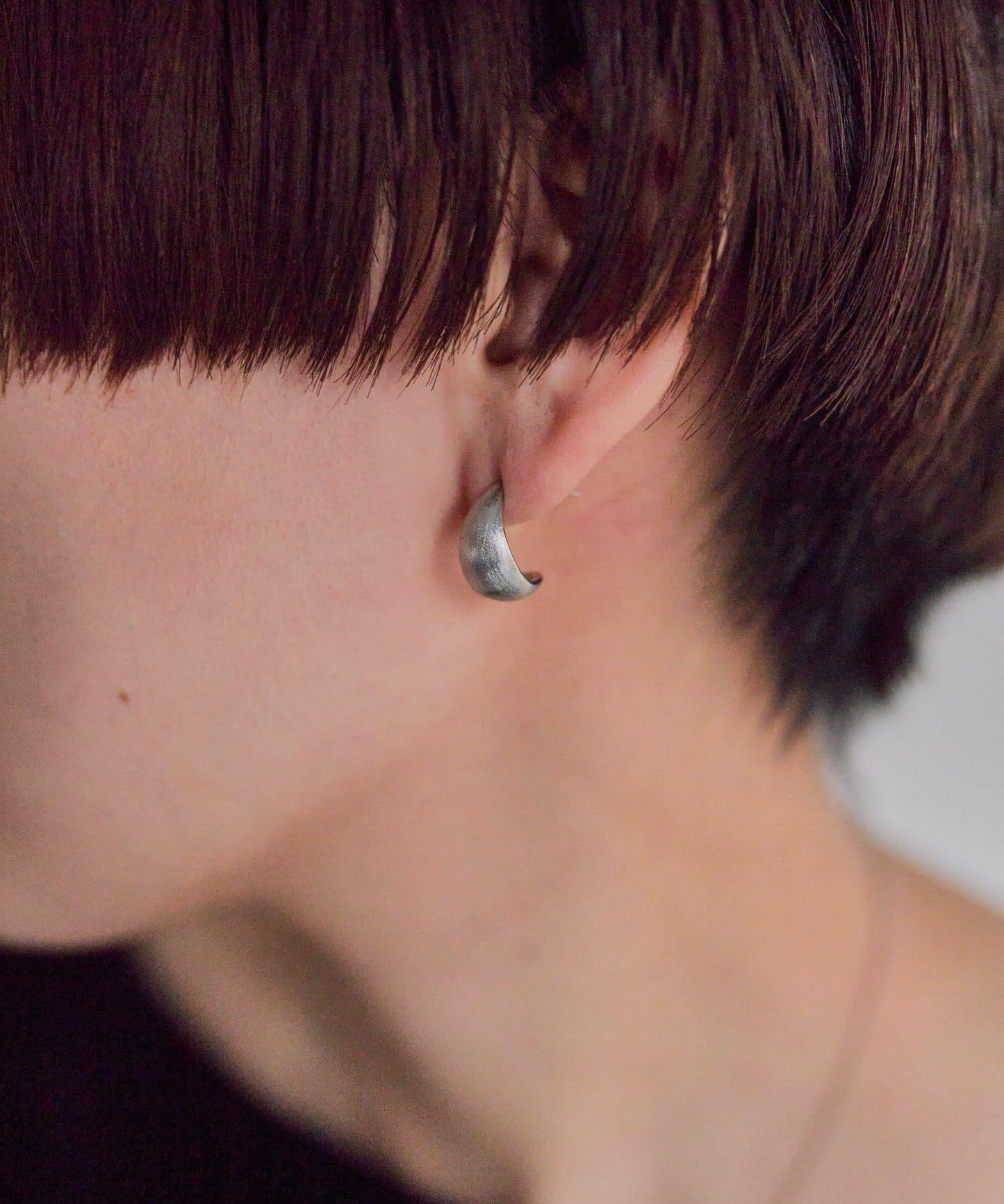 金屬過敏適用/不鏽鋼緞面水滴耳環