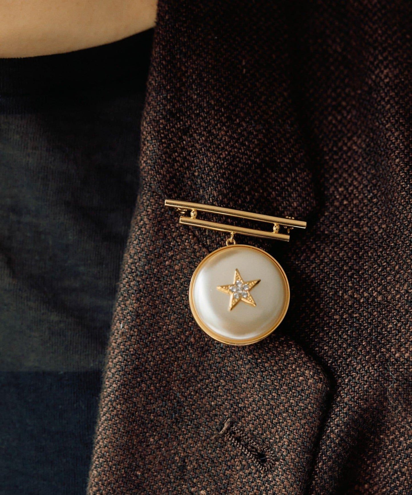 星形珍珠胸針