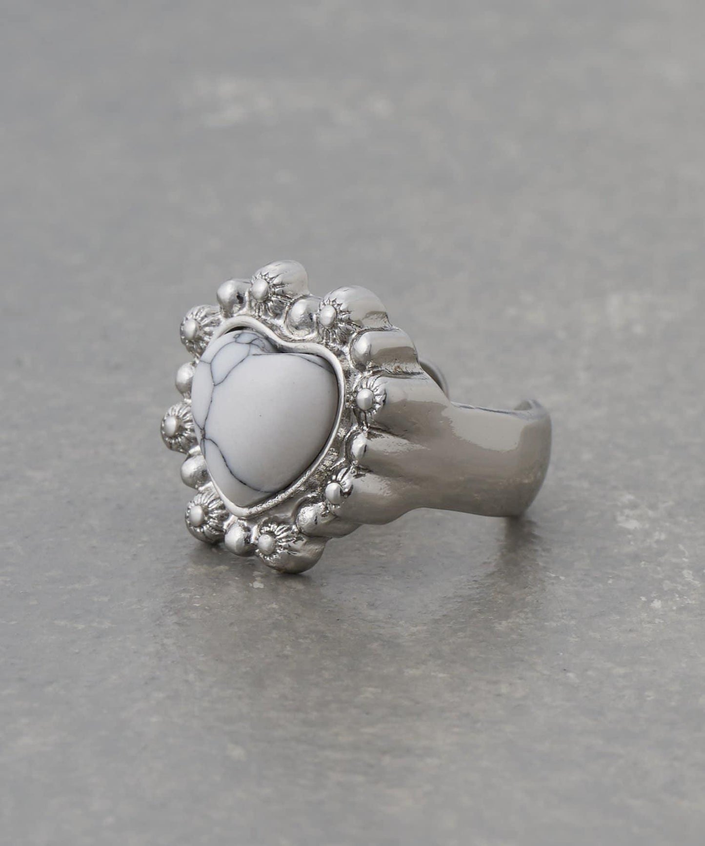 【yuccA】心形寶石立體戒指