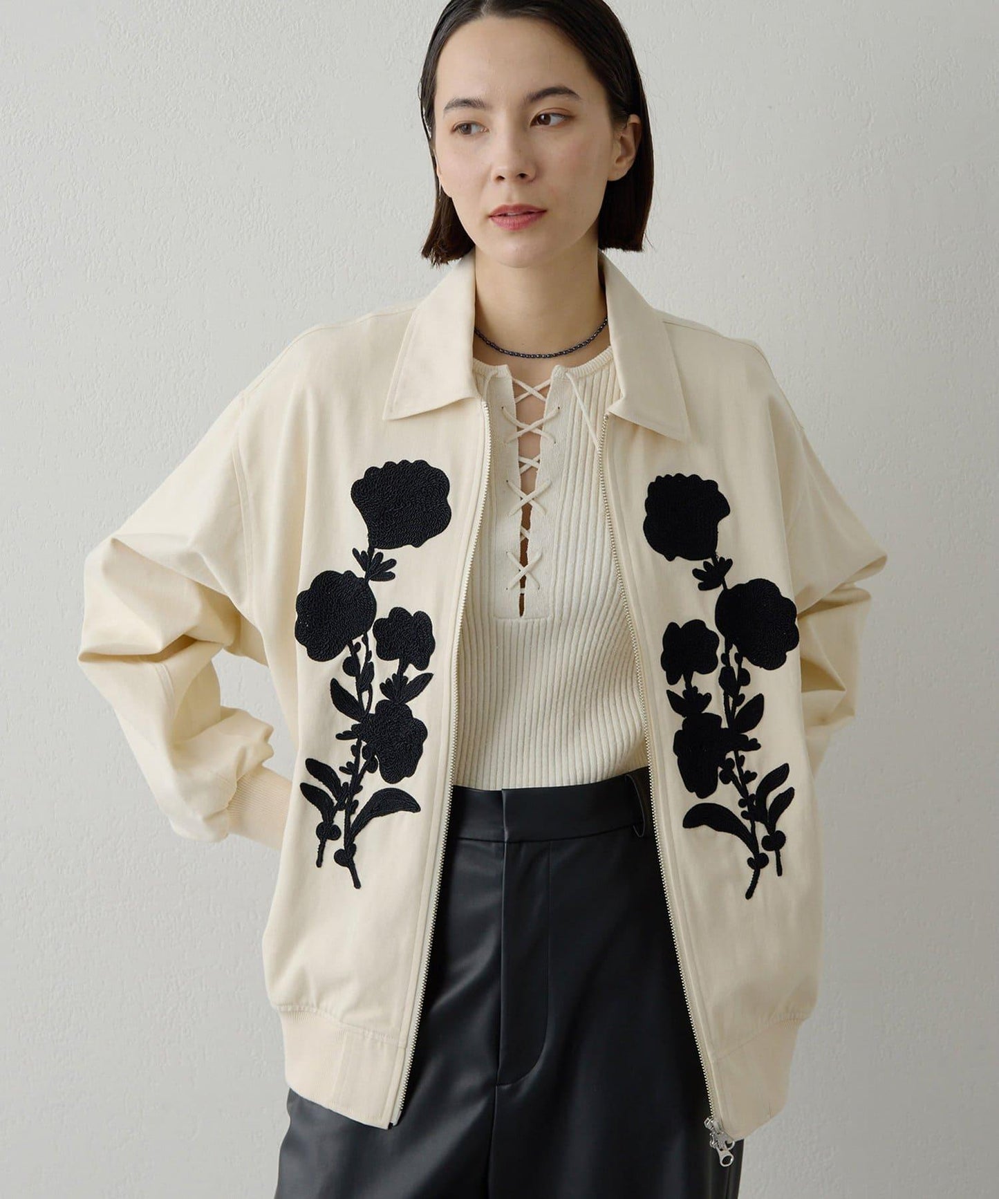 繡花夾克