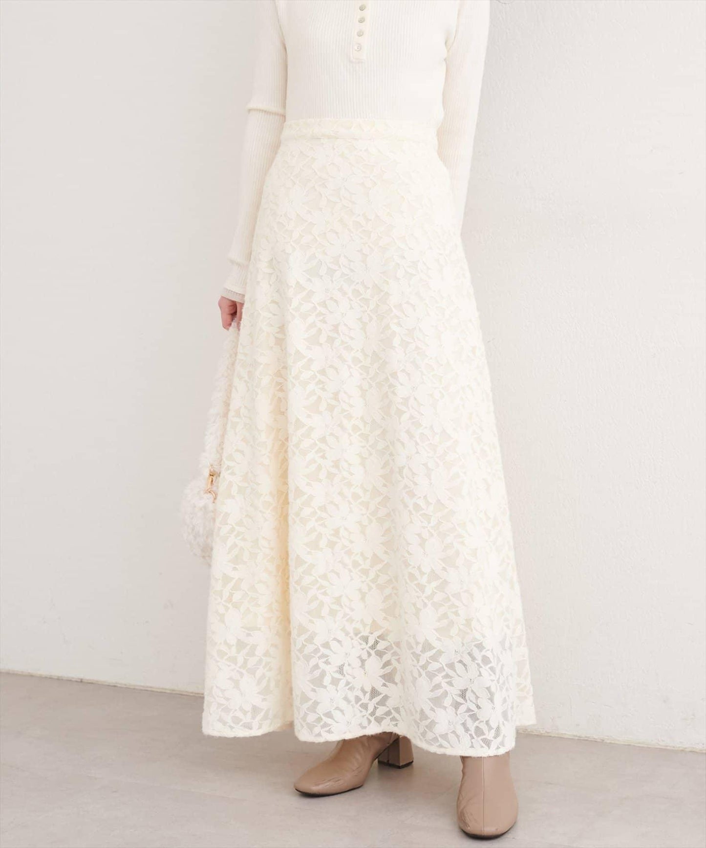 磨毛蕾絲半身裙