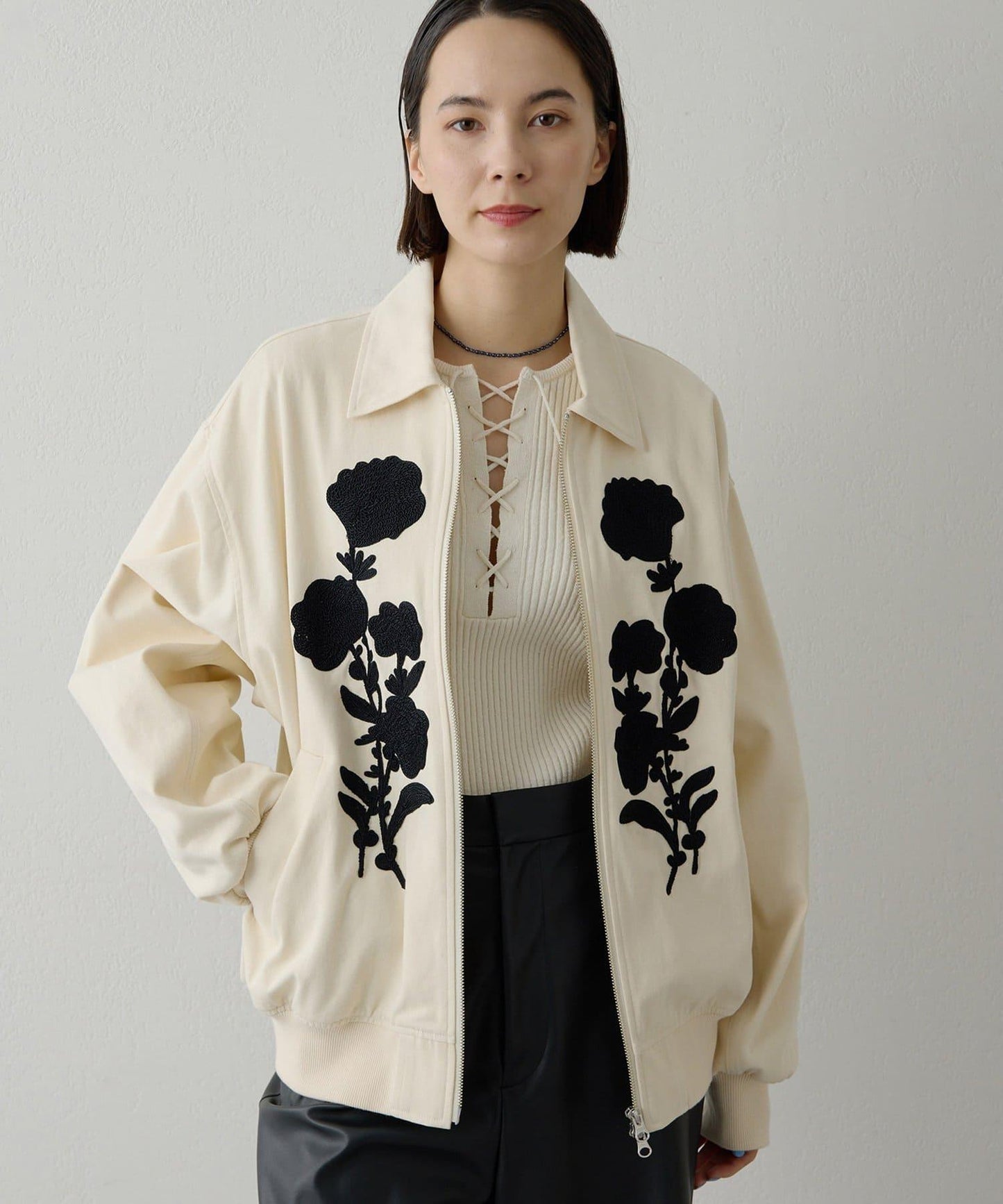 繡花夾克