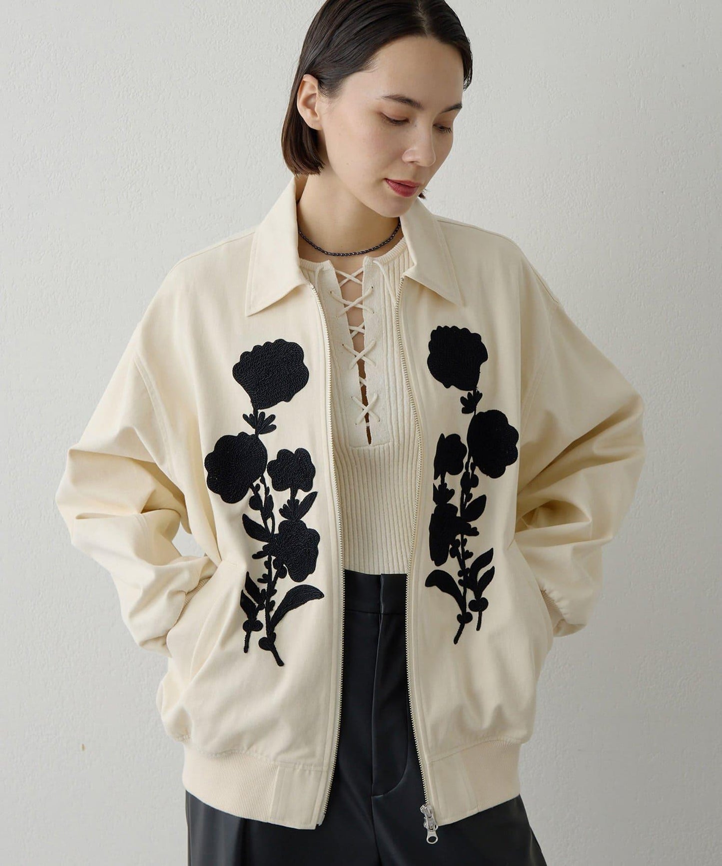 繡花夾克