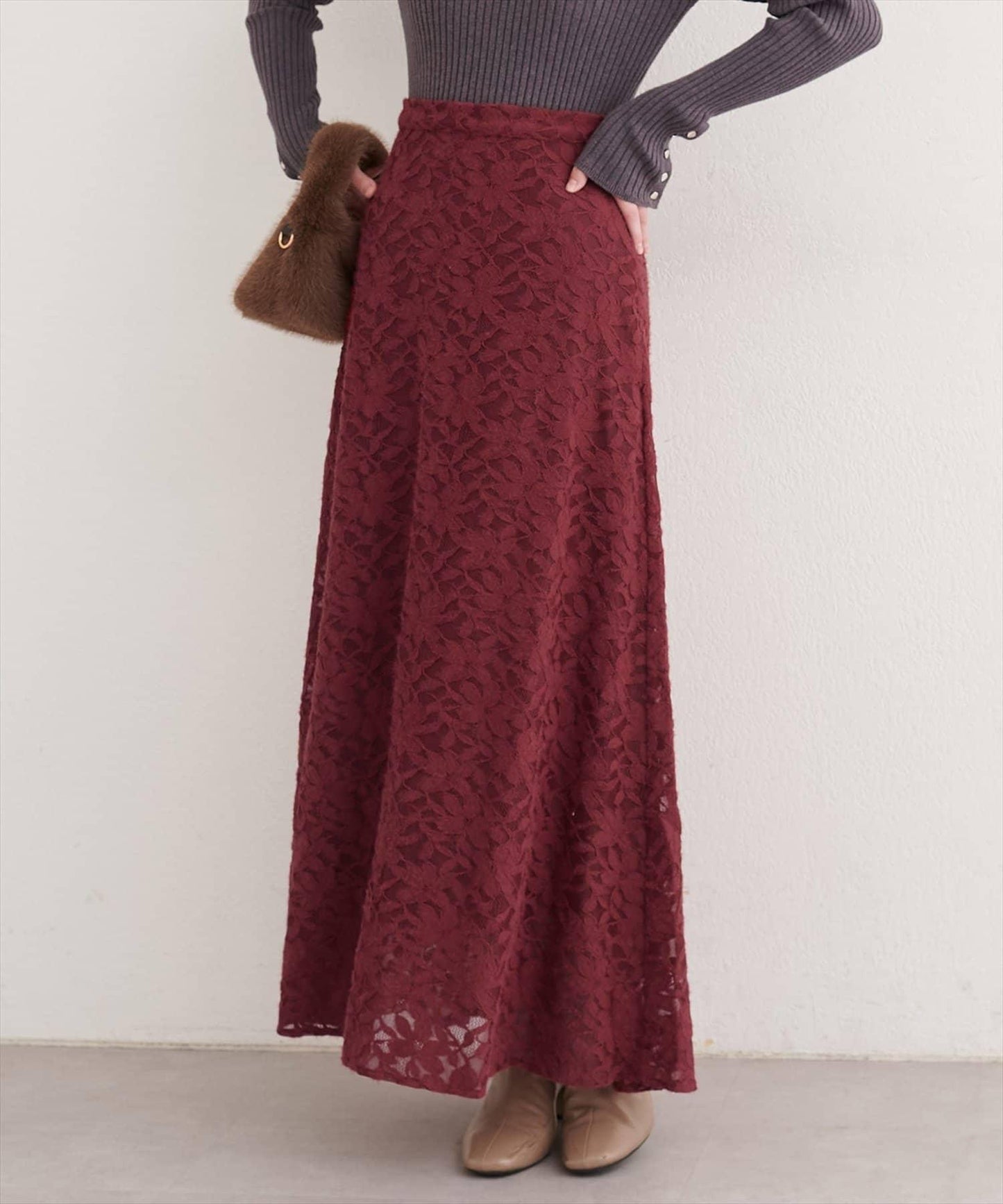 磨毛蕾絲半身裙