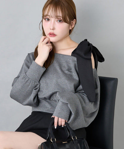 肩部蝴蝶結上衣