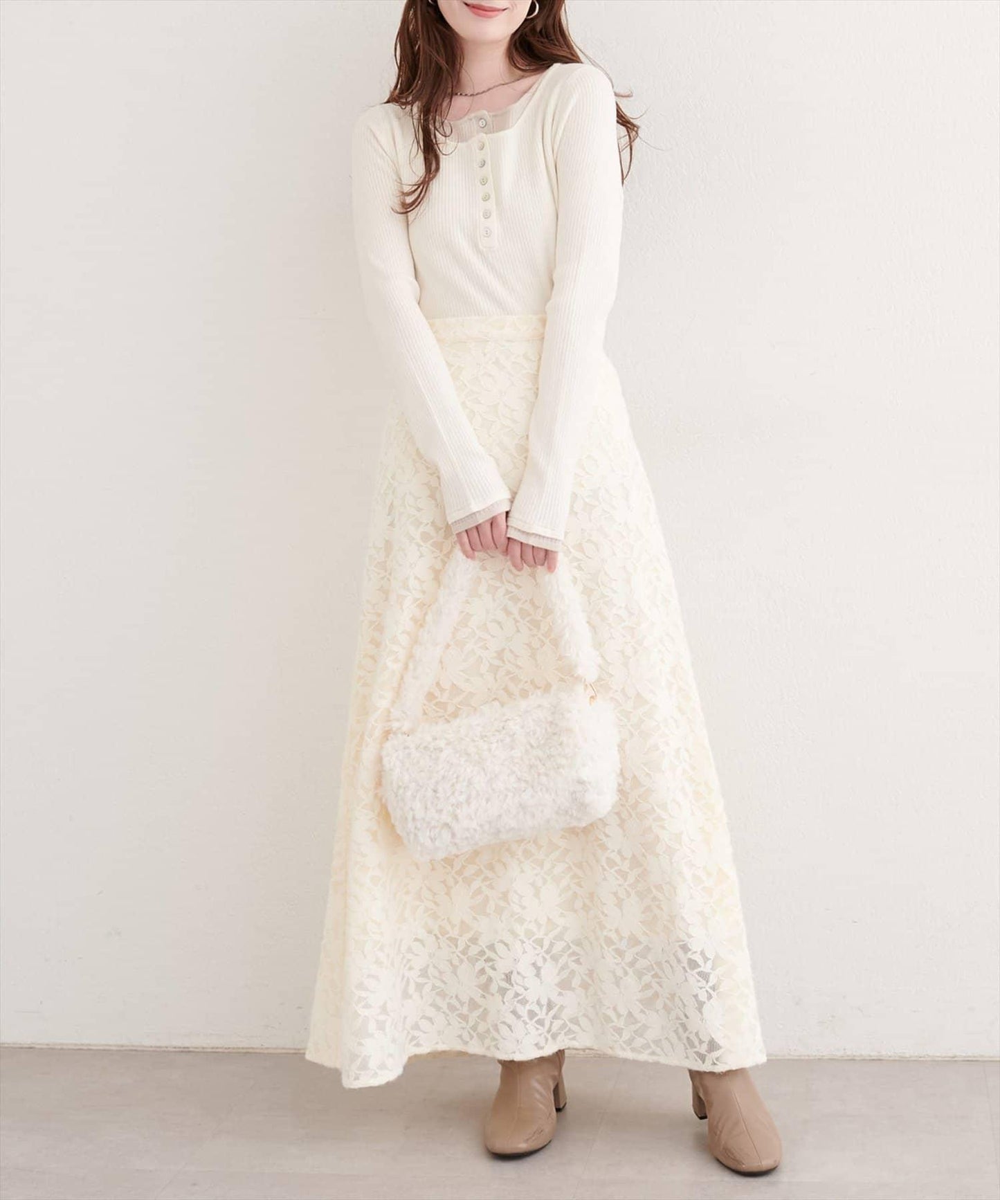 磨毛蕾絲半身裙