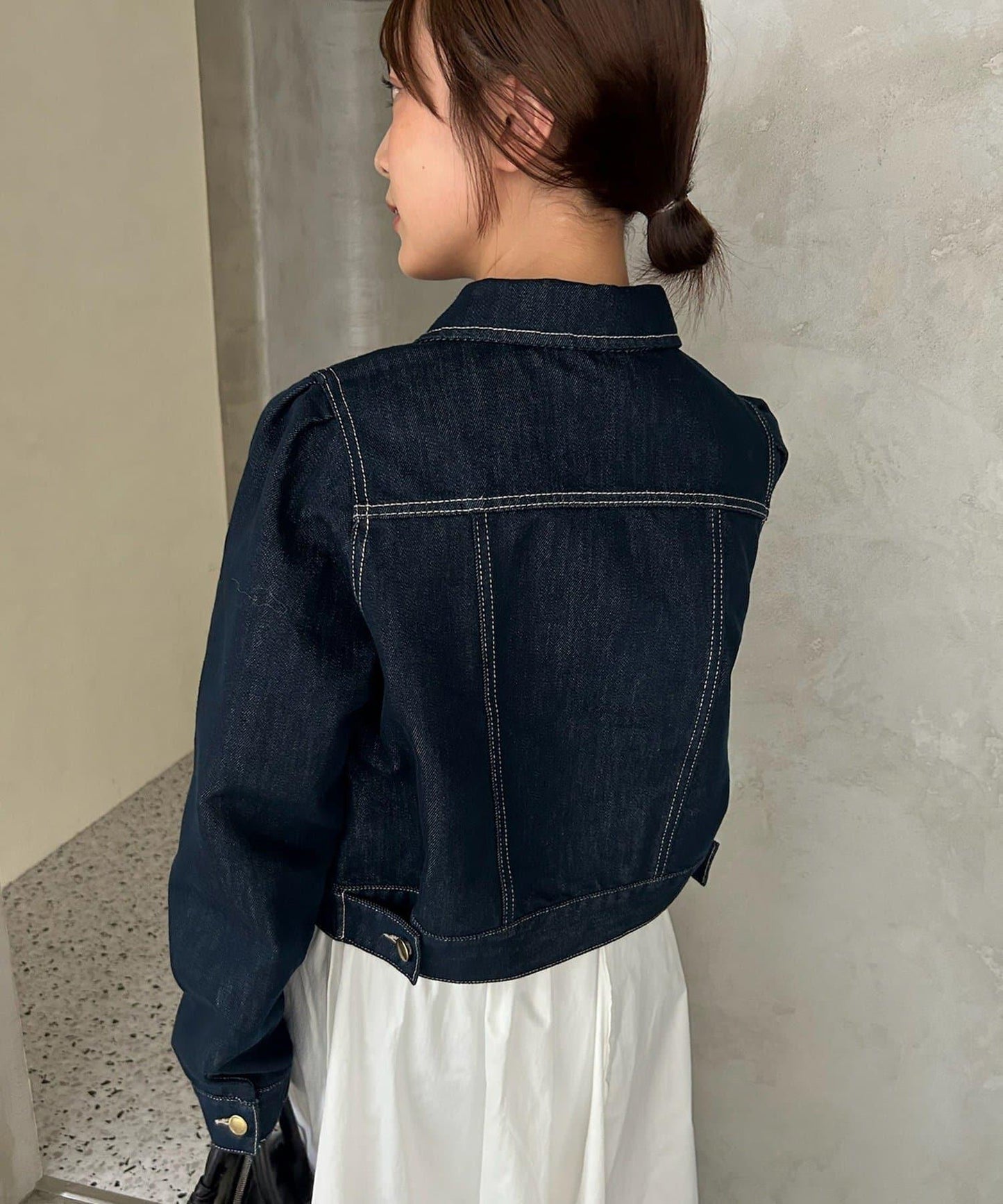 金色紐扣牛仔泡泡袖夾克