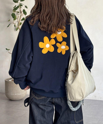 背面花卉圖案羊羔絨棒球夾克