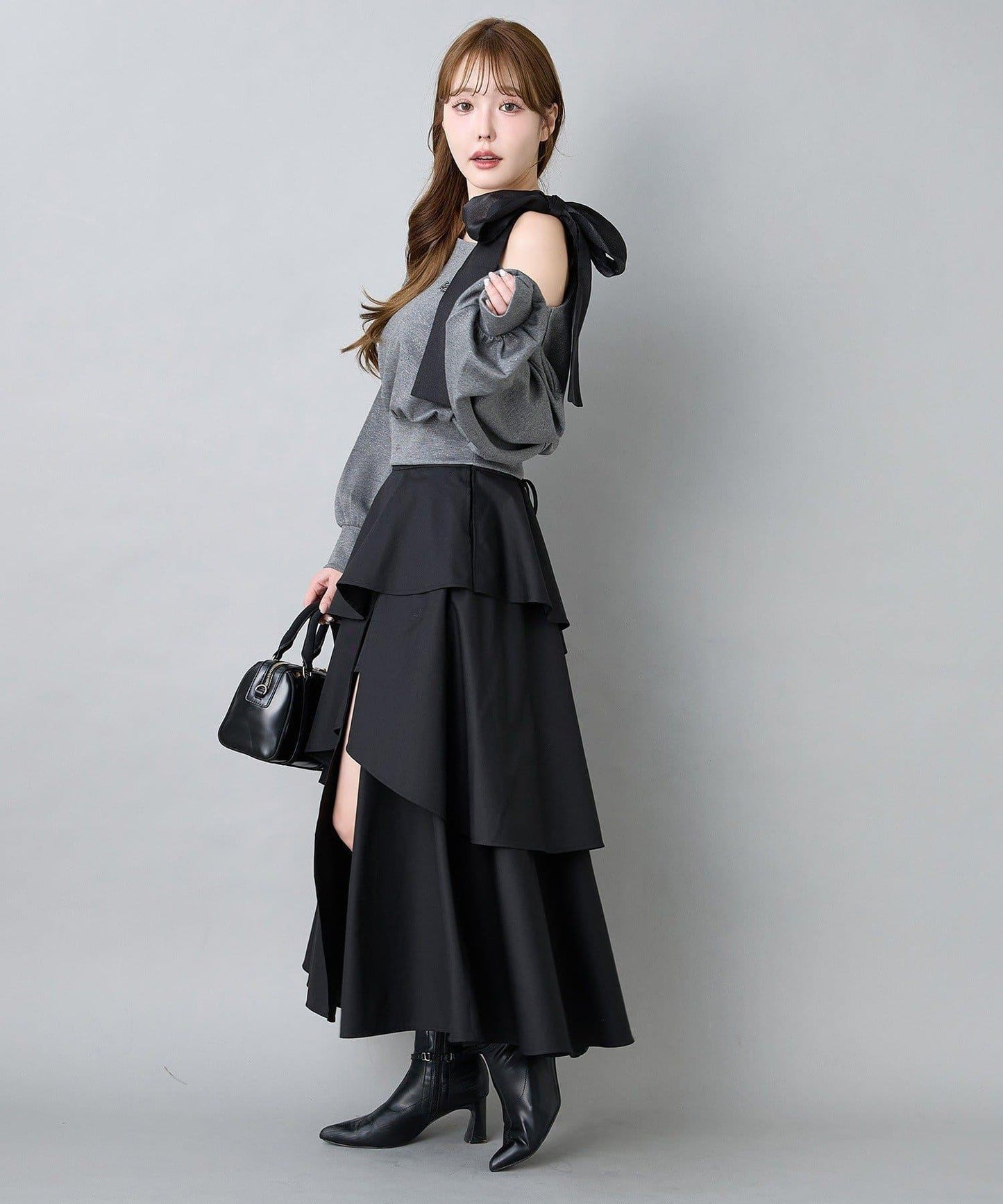 後背繫帶開衩層疊半身裙