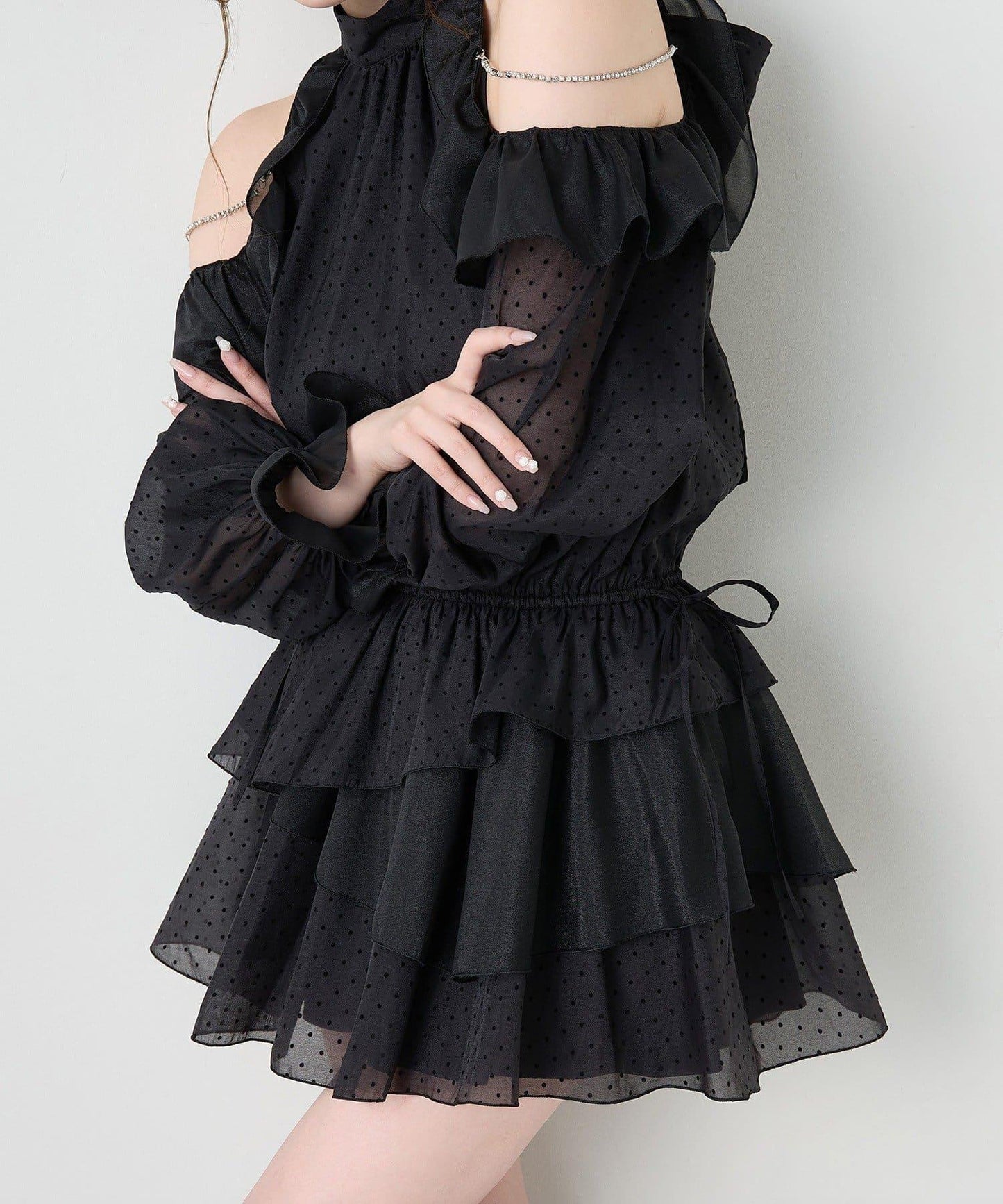 肩部珠飾無袖背心長款上衣