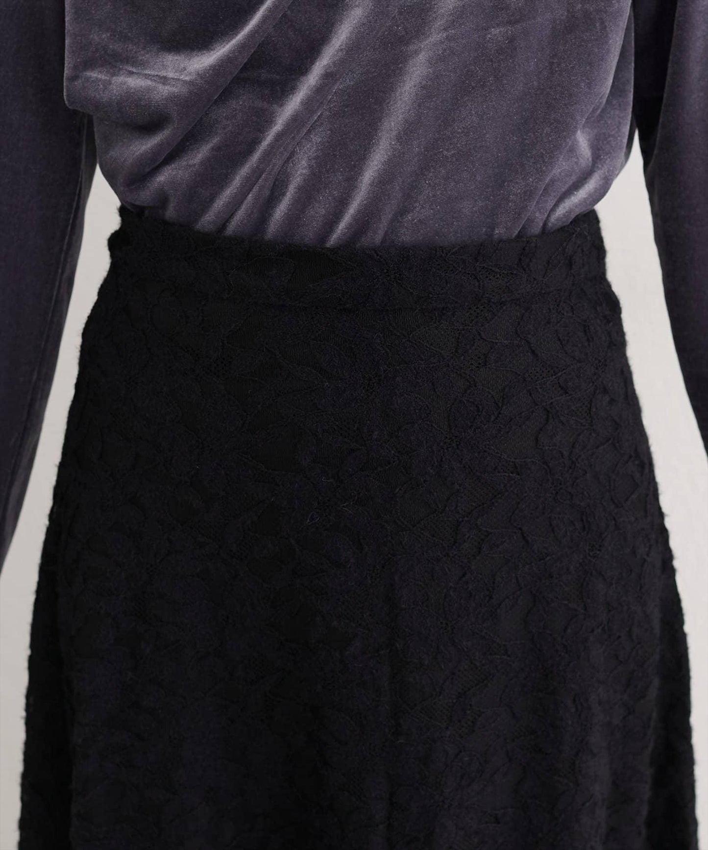 磨毛蕾絲半身裙