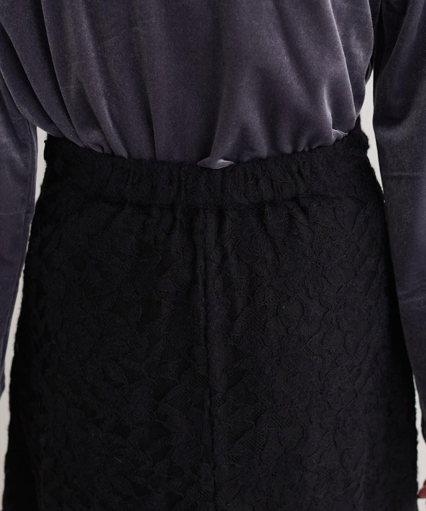 磨毛蕾絲半身裙