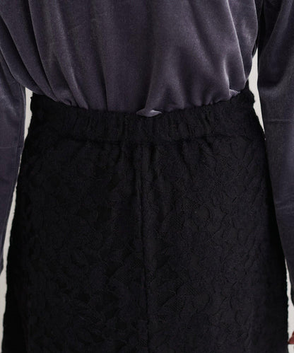 磨毛蕾絲半身裙