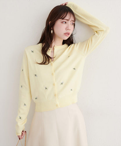 PBT花卉刺繡短款開衫