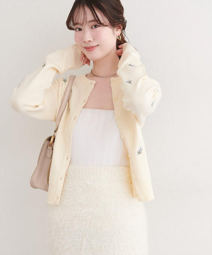 PBT花卉刺繡短款開衫