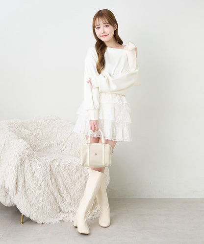 肩部蝴蝶結上衣