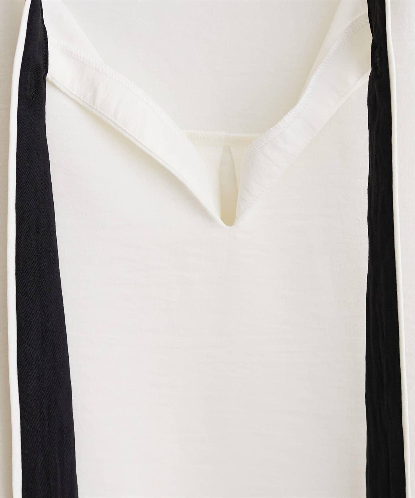 拼色蝴蝶結珍珠扣襯衫