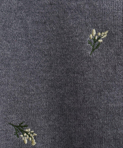 PBT花卉刺繡短款開衫
