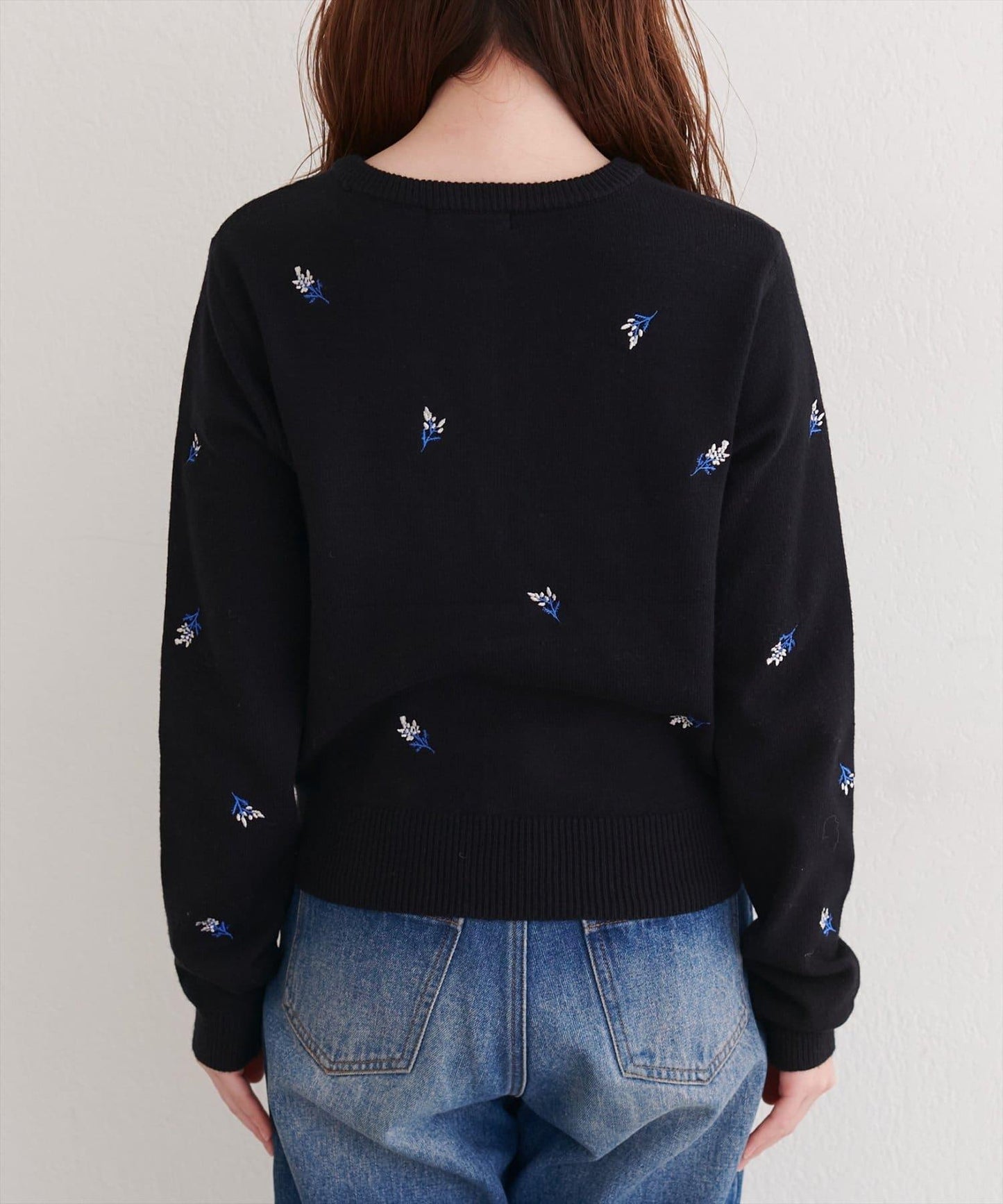 PBT花卉刺繡短款開衫