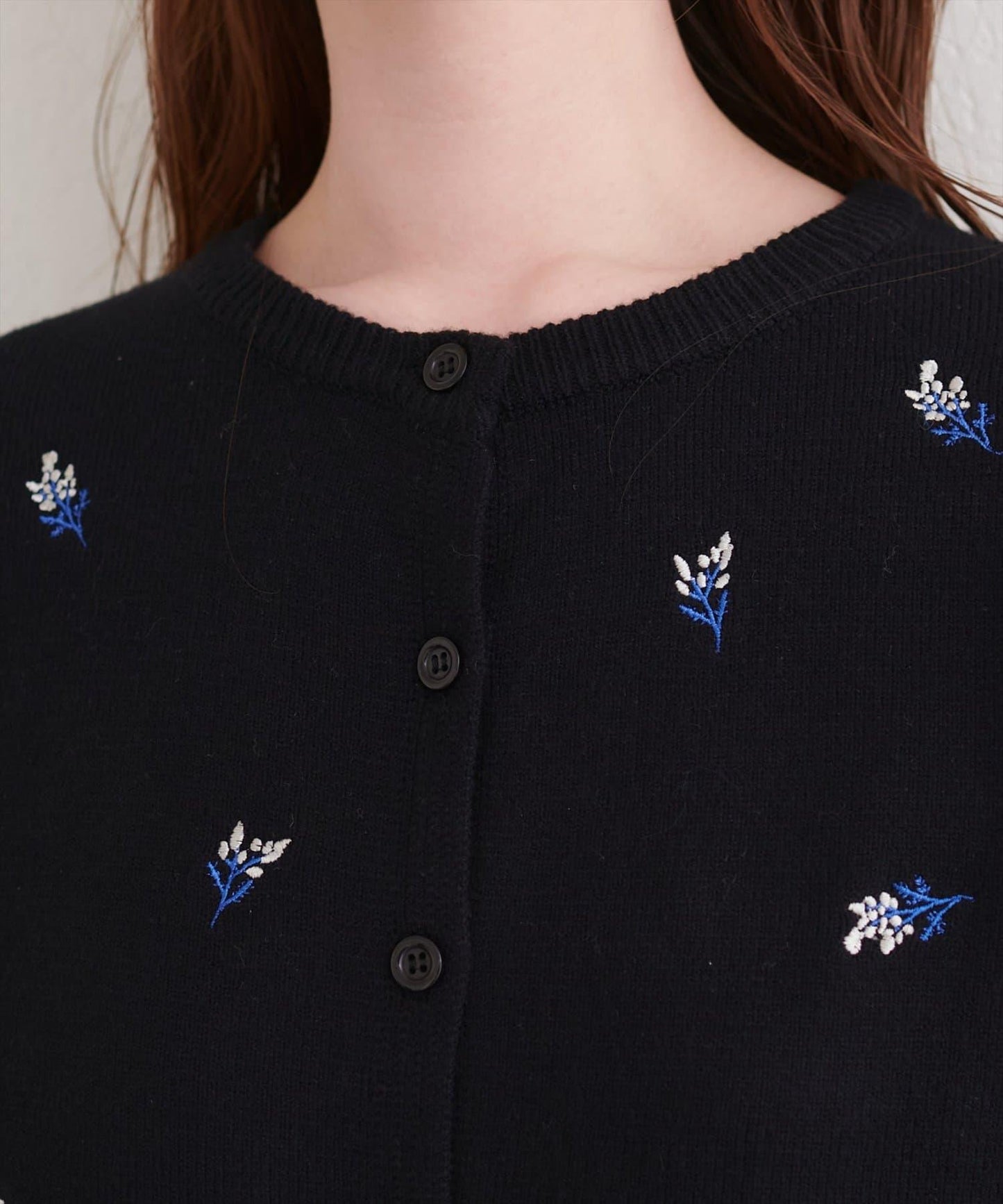 PBT花卉刺繡短款開衫