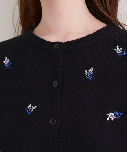 PBT花卉刺繡短款開衫