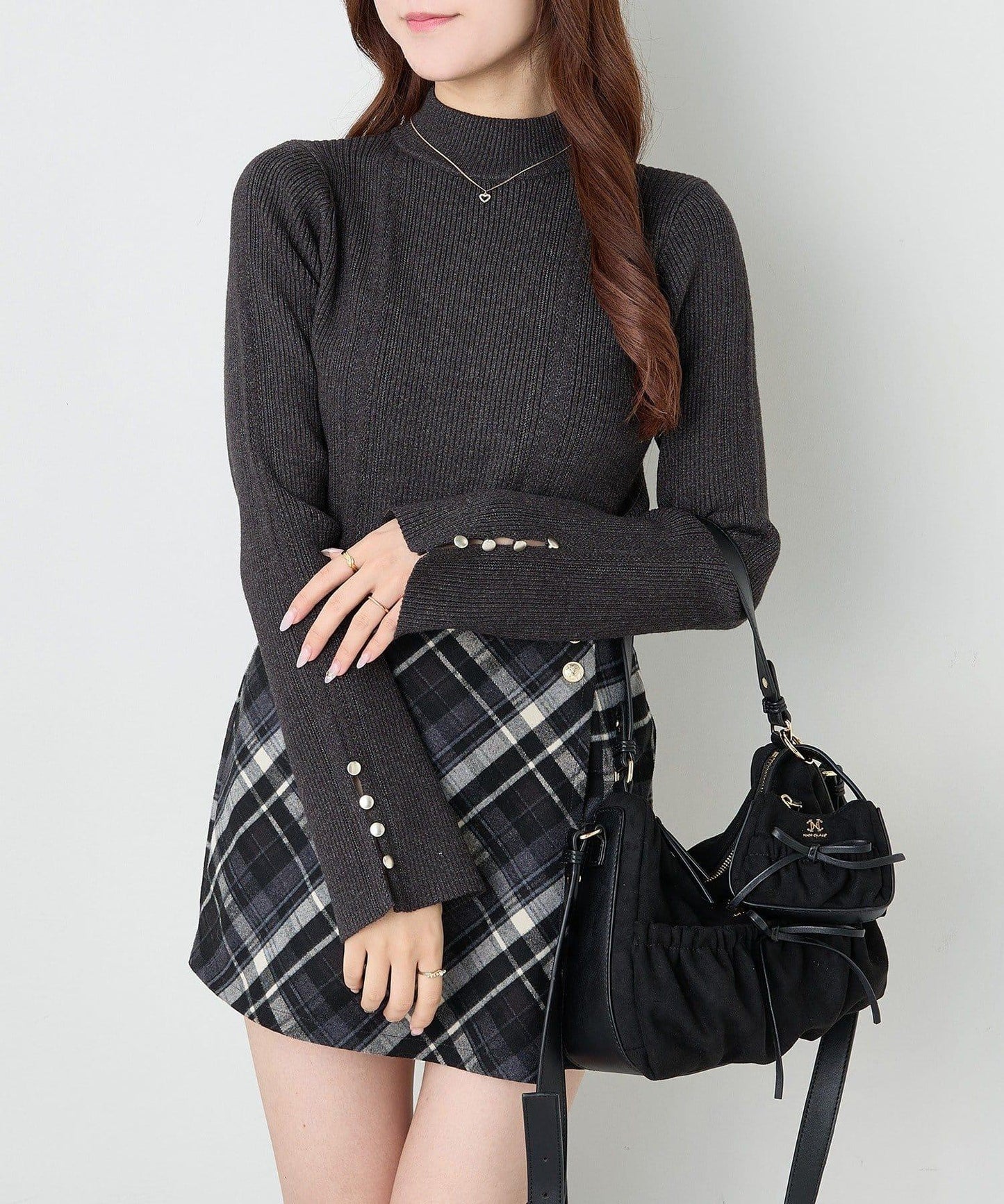 鏤空高領針織衫