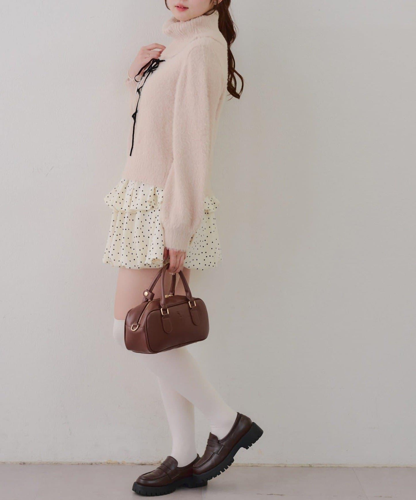 羽毛蕾絲繫帶套頭衫