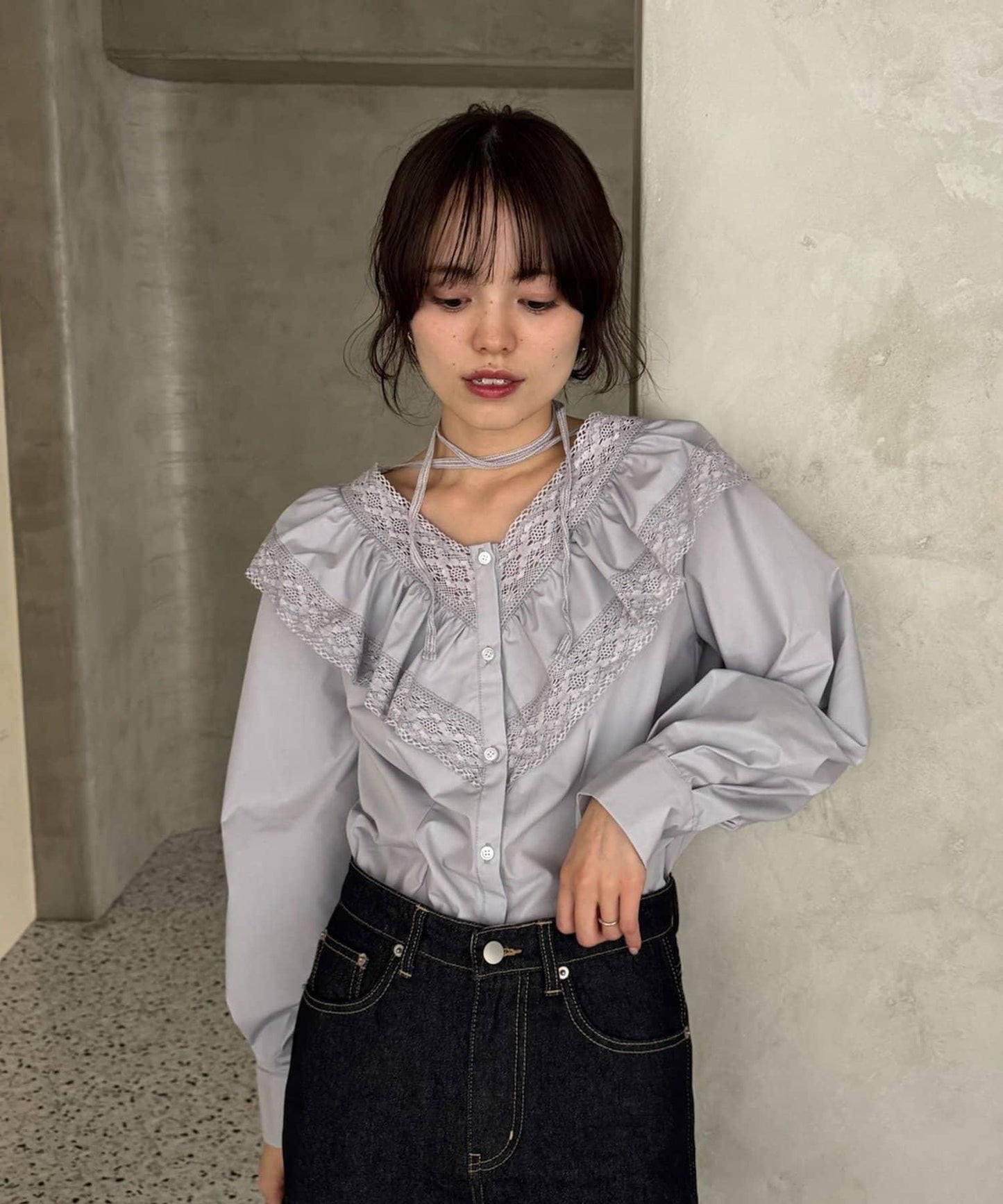 【@lily.s_y企畫】V型荷葉邊襯衫