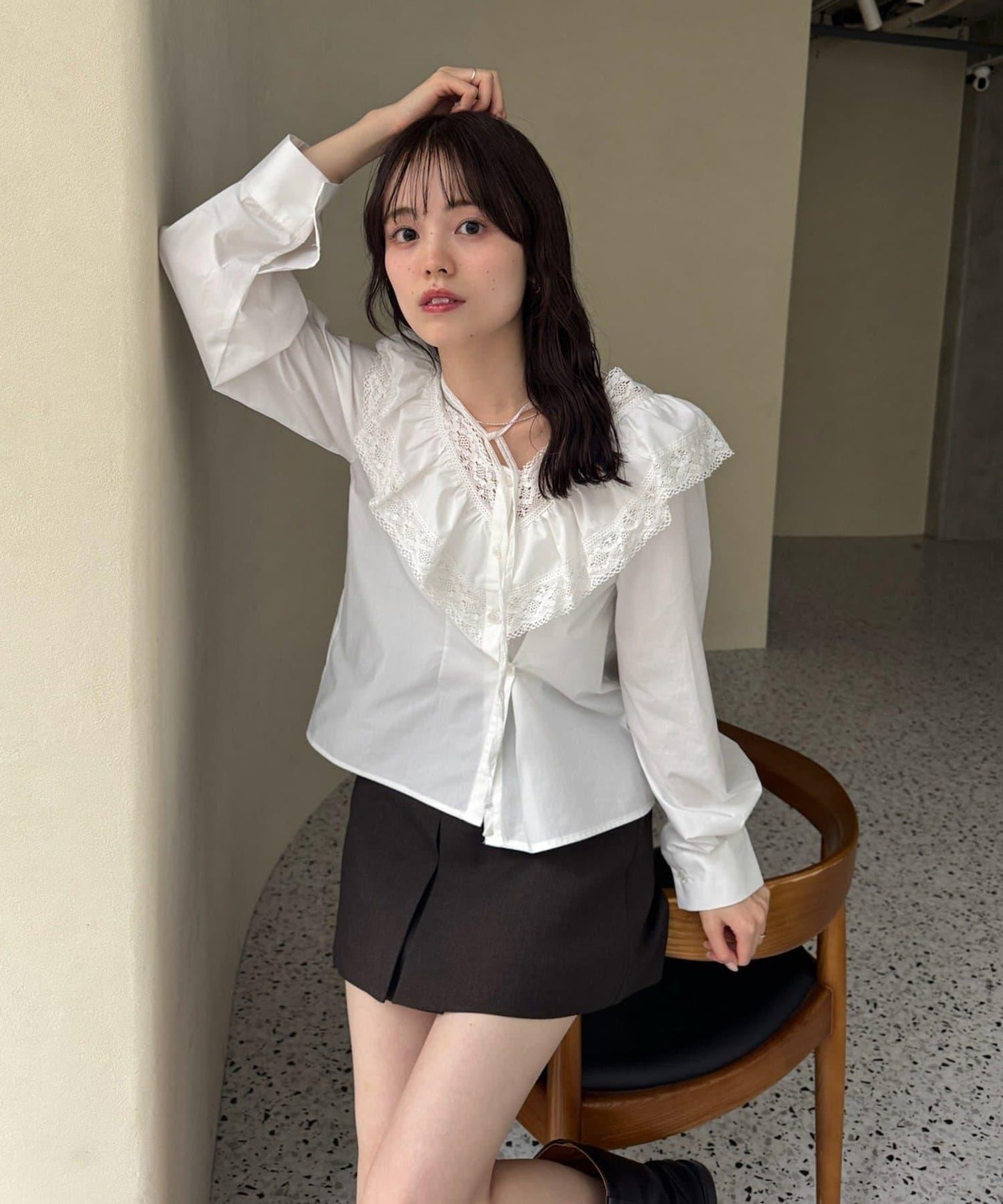 【@lily.s_y企畫】V型荷葉邊襯衫