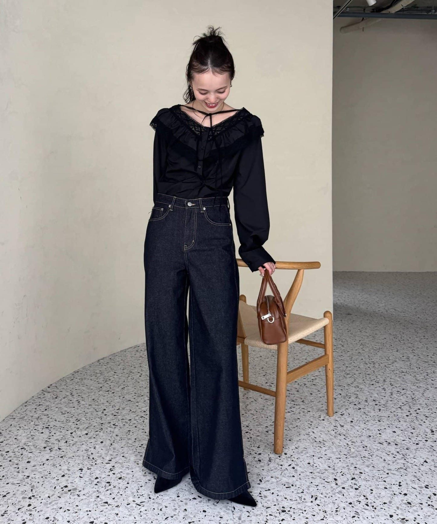 【@lily.s_y企畫】V型荷葉邊襯衫