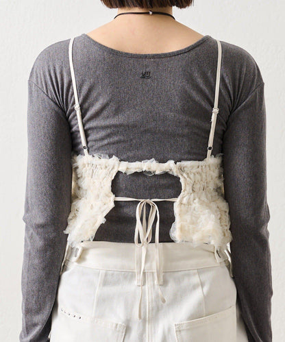 背部設計薄紗吊帶上衣